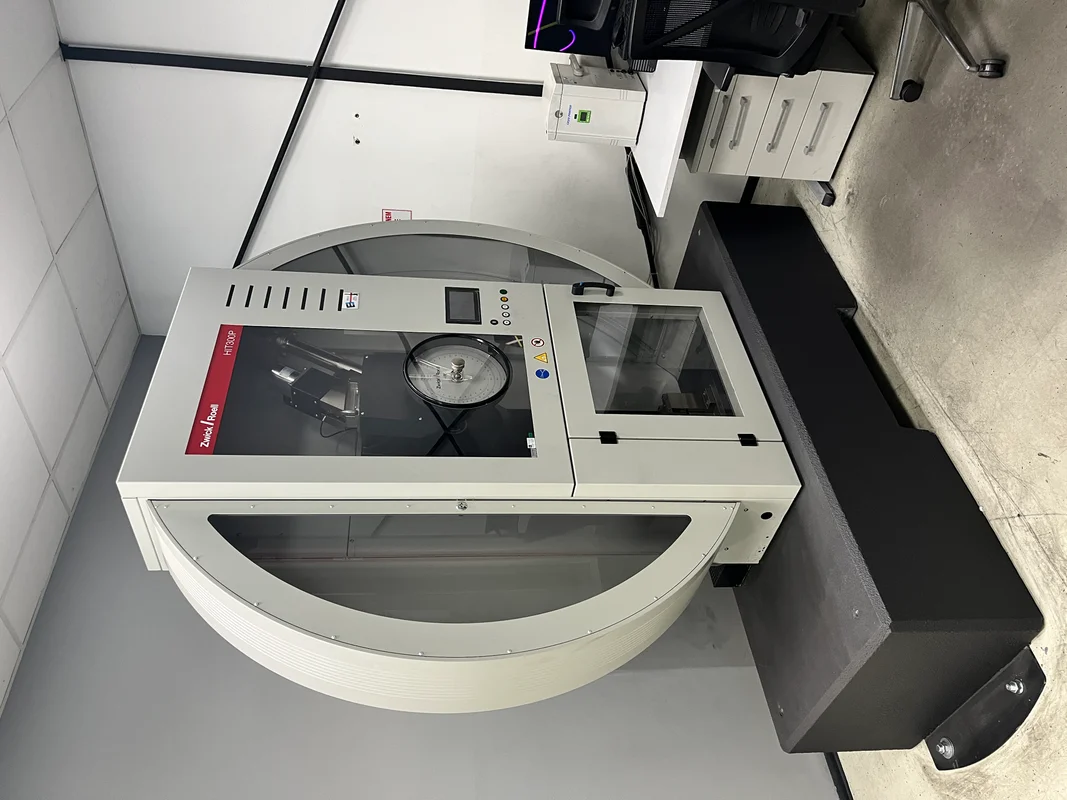 Inspection cabinet